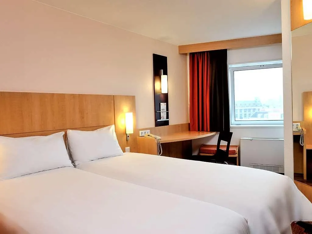 ibis Amsterdam Centre Hotel