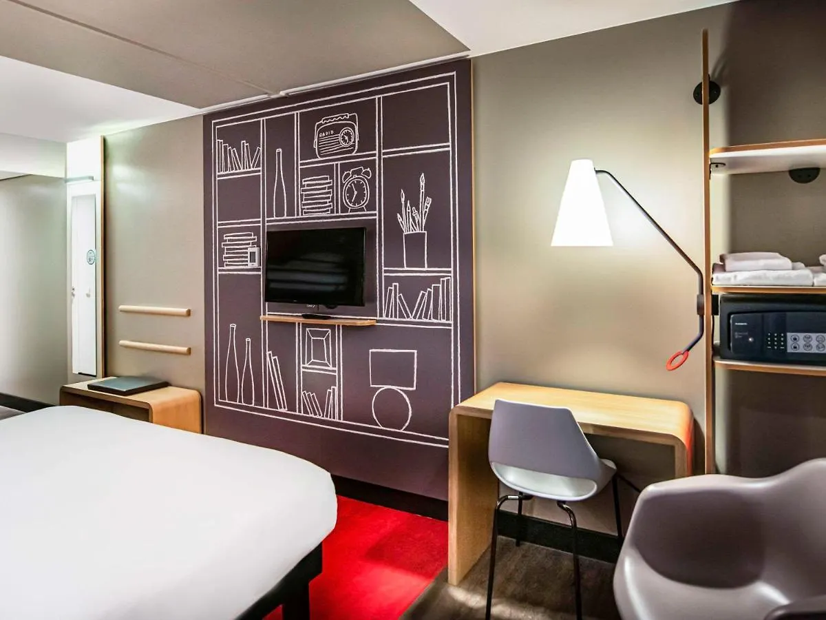 ibis Amsterdam Centre Hotel