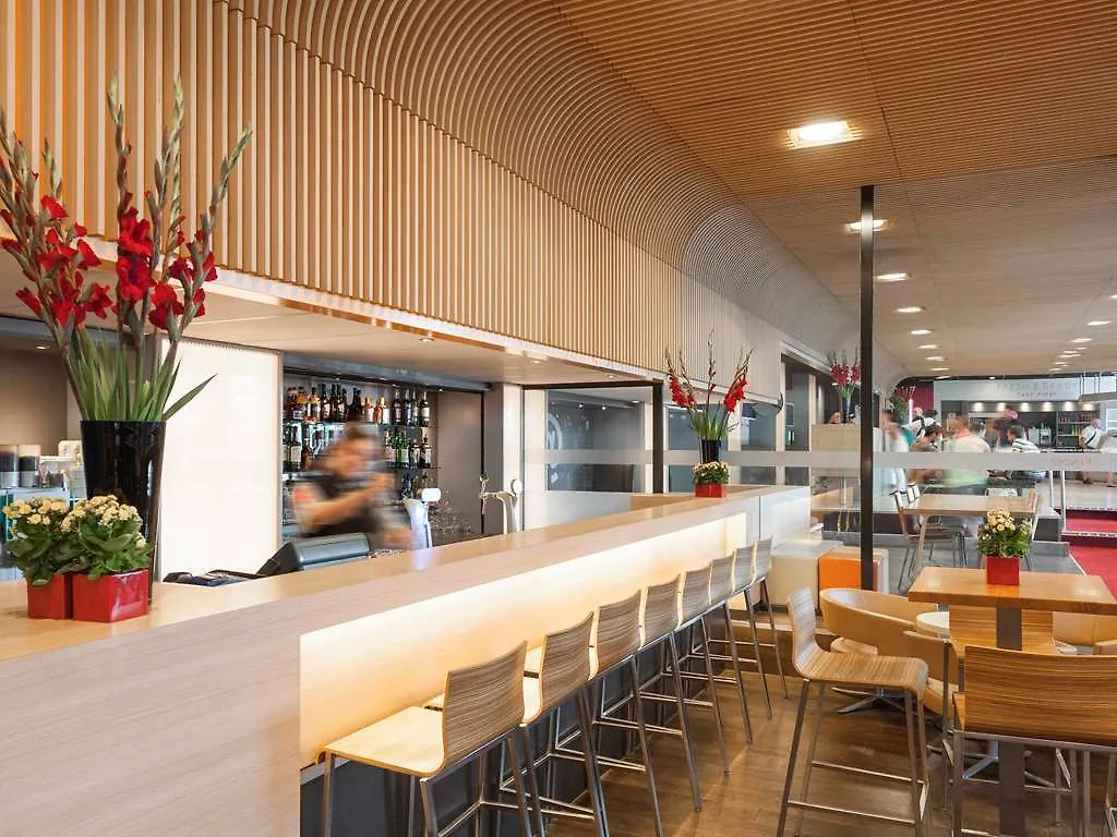 Hotel Ibis Amsterdam Centre 3*,