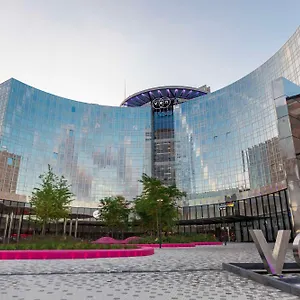 Отель Park By Radisson West