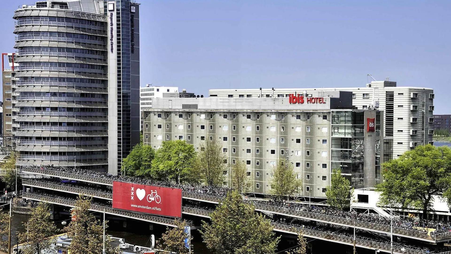 Ibis Amsterdam Centre Hotel
