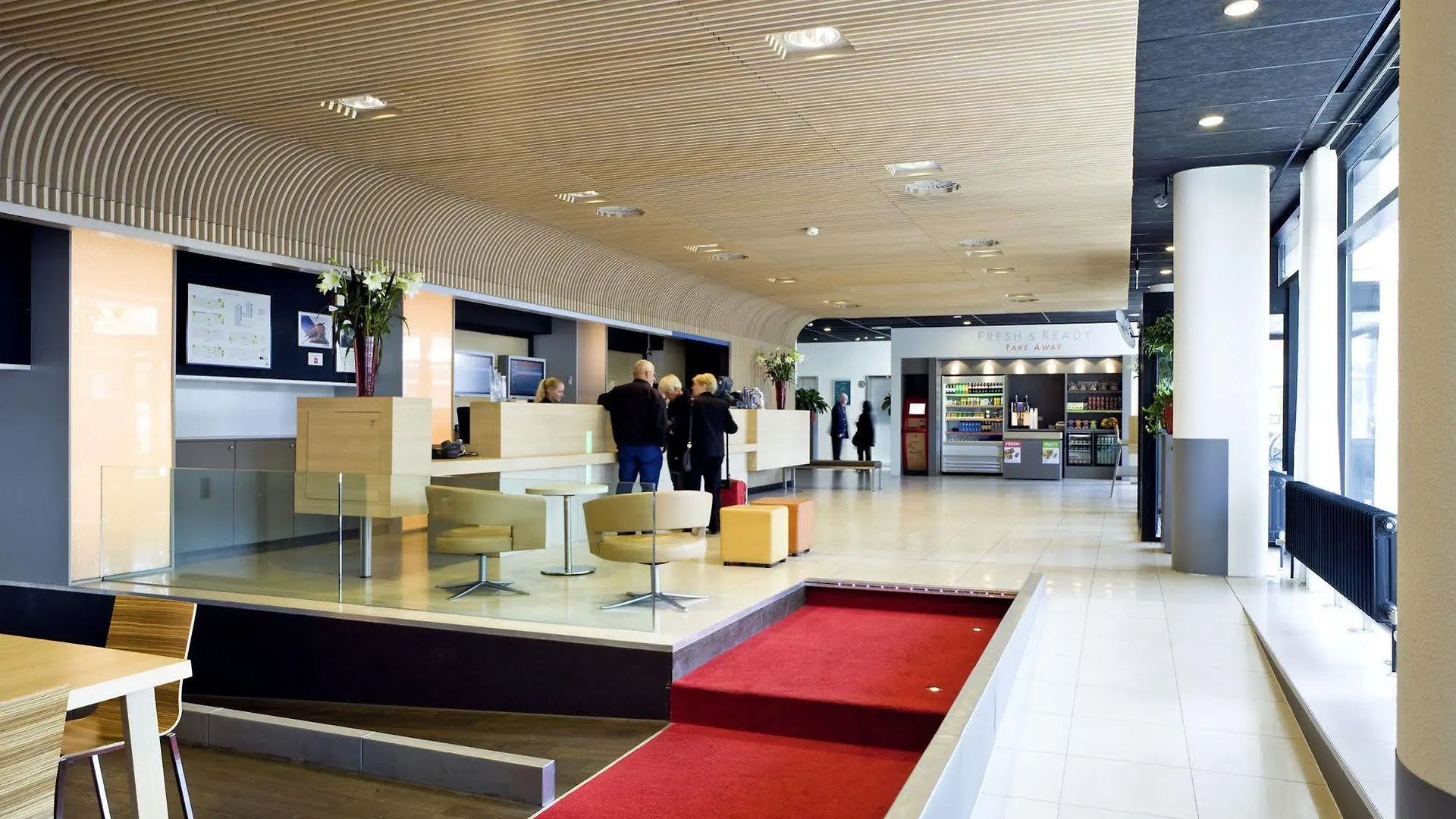 Ibis Amsterdam Centre Hotel 3*,