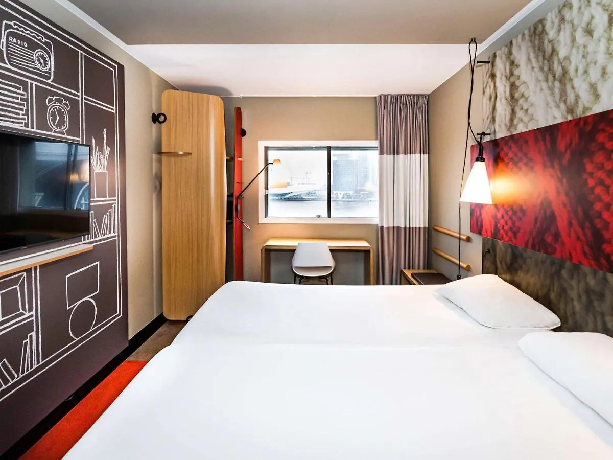 ibis Amsterdam Centre Hotel